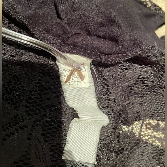 Zara size medium low back lace 3/4 sleeve shirt - Picture 5 of 5